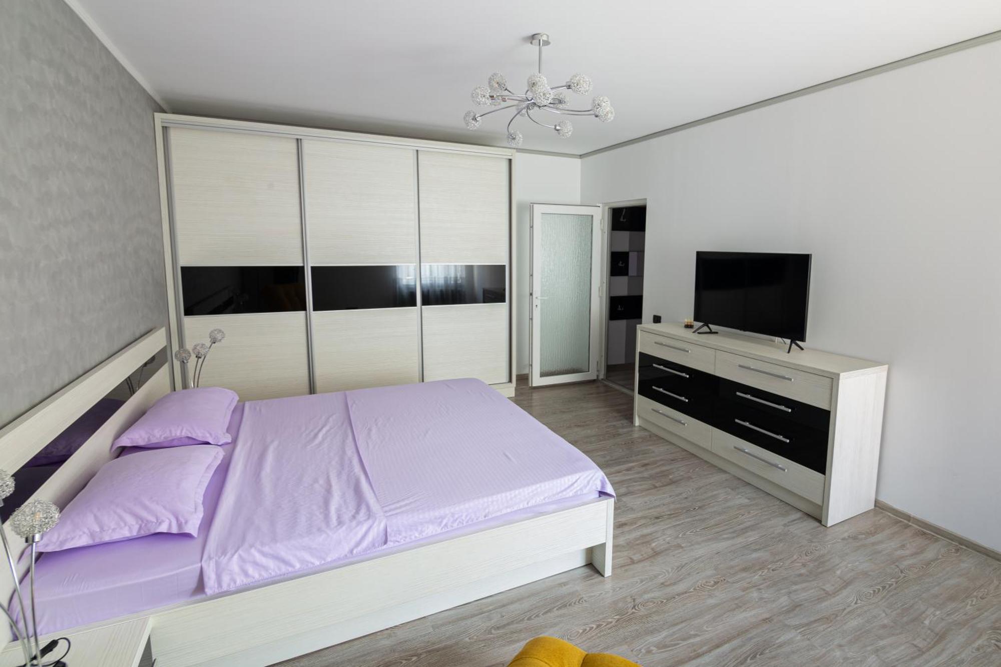 Whitehouse Apartment Arad Bagian luar foto
